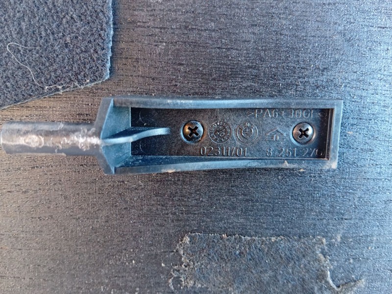 Recambio de tapizado maletero suelo para bmw x5 (e53) 3.0 d referencia OEM IAM   