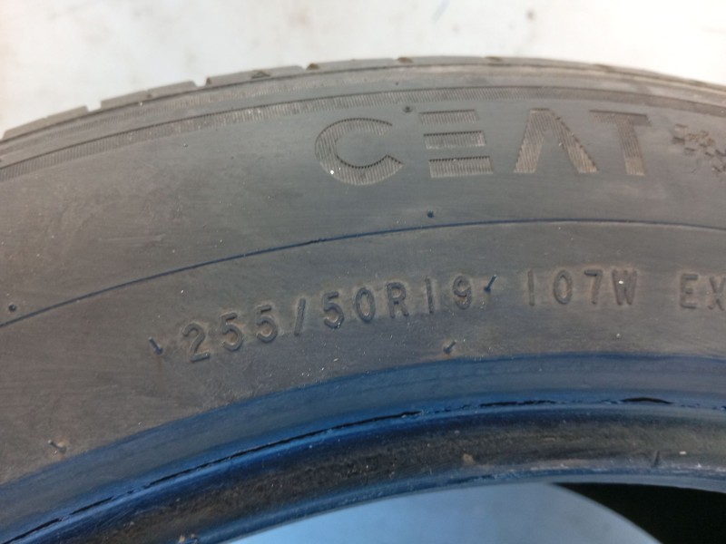 Recambio de neumaticos para bmw x5 (e53) 3.0 d referencia OEM IAM   