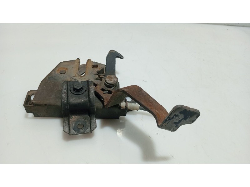 Recambio de cerradura capot para hyundai xg 3.0 xg referencia OEM IAM 96534213  