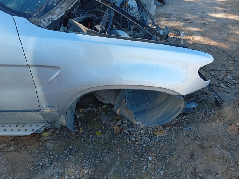 Recambio de aleta delantera derecha para bmw x5 (e53) 3.0 d referencia OEM IAM 41357000386  