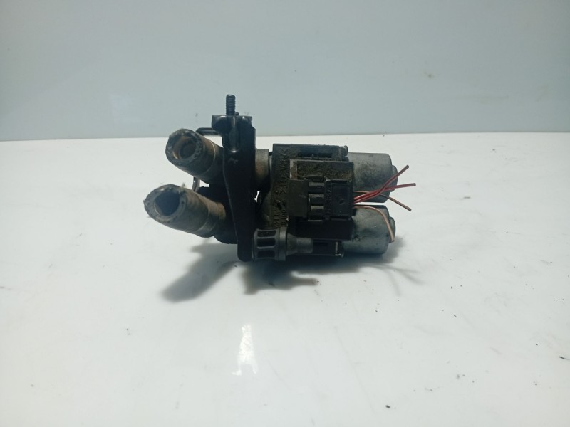 Recambio de valvula para mercedes-benz clase e (w210) berlina diesel referencia OEM IAM 0018307884  