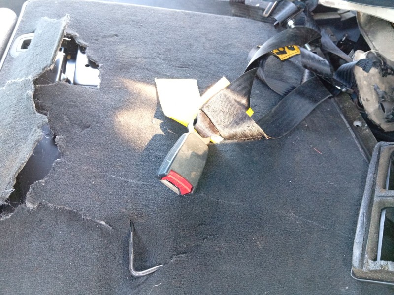 Recambio de anclaje cinturon trasero central para bmw x5 (e53) 3.0 d referencia OEM IAM   