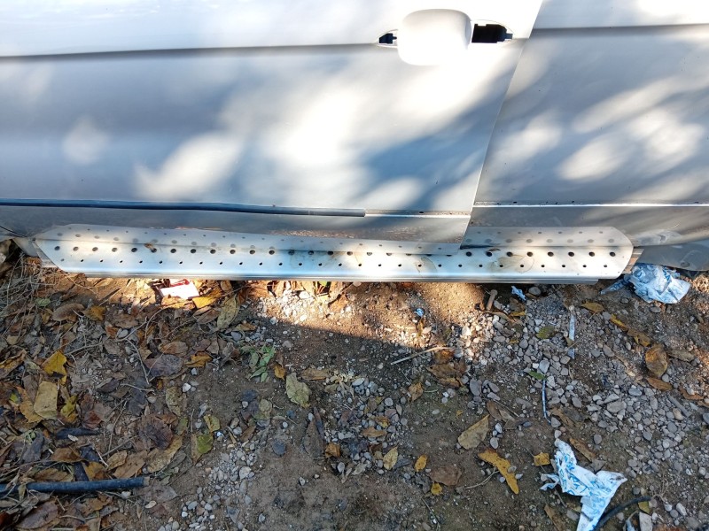 Recambio de estribos laterales para bmw x5 (e53) 3.0 d referencia OEM IAM   