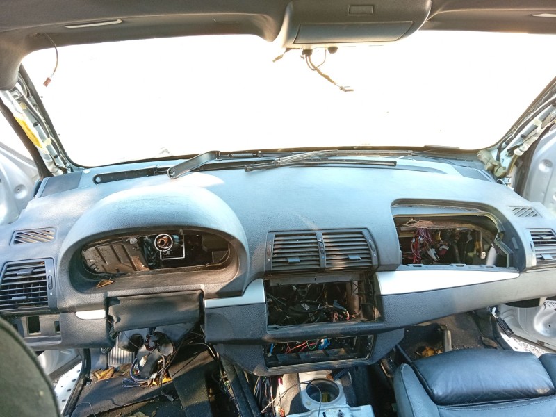 Recambio de consola central para bmw x5 (e53) 3.0 d referencia OEM IAM 51168402933  