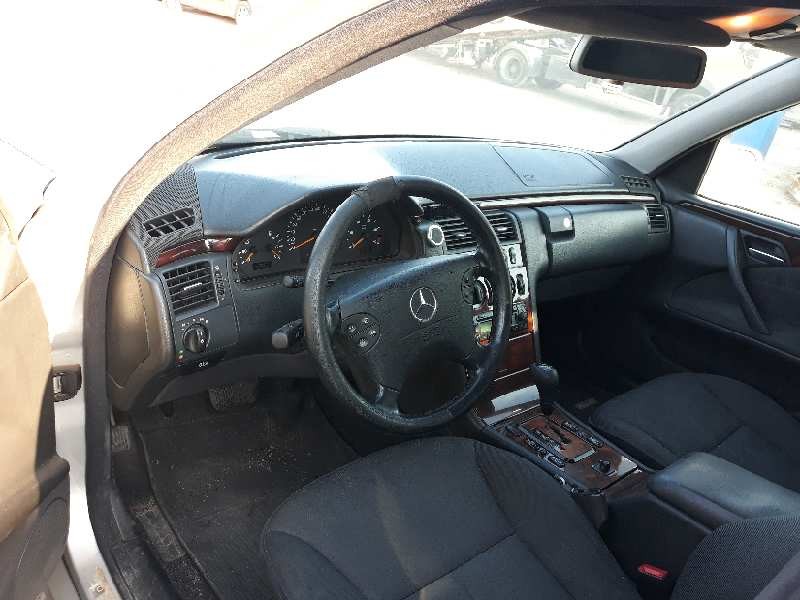 mercedes clase e (w210) familiar 270 t cdi (210.216)   |   06.99 - 12.02 | 1999 - 2002 | 170 cv / 125 kw del año 1999