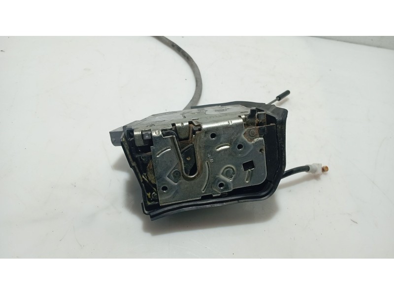 Recambio de cerradura puerta trasera derecha para bmw x5 (e53) 3.0 d referencia OEM IAM 51228402602  