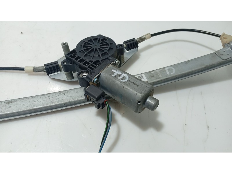 Recambio de elevalunas trasero derecho para bmw x5 (e53) 3.0 d referencia OEM IAM 51357125060  