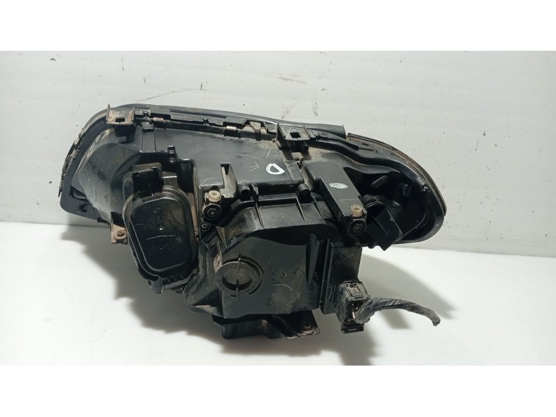Recambio de faro derecho para bmw x5 (e53) 3.0 d referencia OEM IAM 63126930236  
