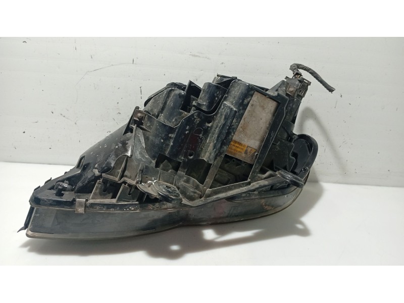 Recambio de faro derecho para bmw x5 (e53) 3.0 d referencia OEM IAM 63126930236  