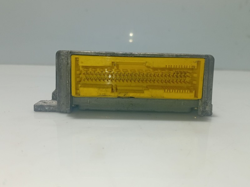 Recambio de centralita airbag para mercedes-benz clase e (w210) berlina diesel referencia OEM IAM 0018202226  0285001215