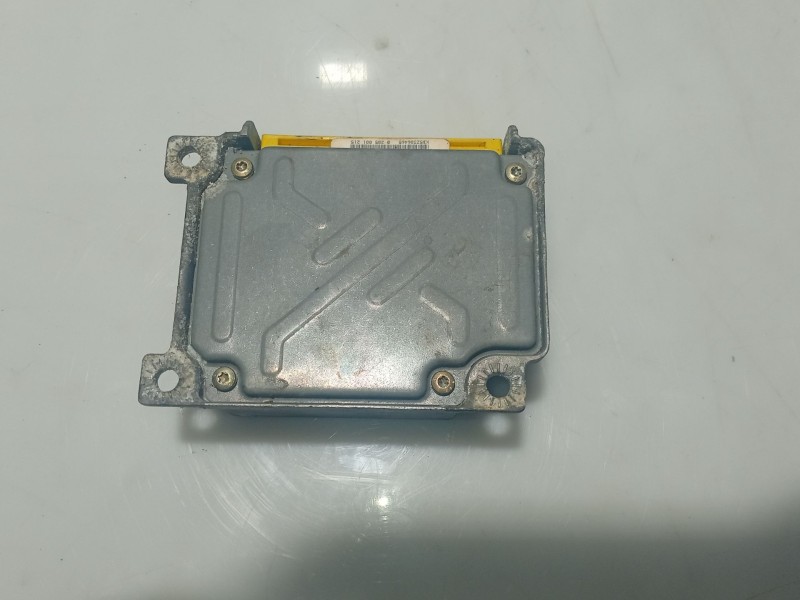 Recambio de centralita airbag para mercedes-benz clase e (w210) berlina diesel referencia OEM IAM 0018202226  0285001215