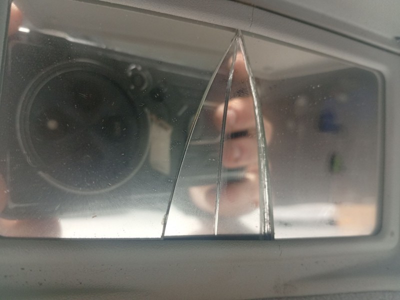 Recambio de parasol derecho para mercedes-benz clase e (w210) berlina diesel referencia OEM IAM A2108102410  