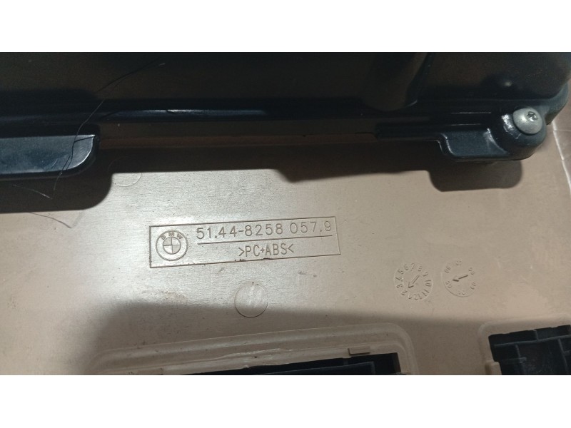 Recambio de moldura para bmw x5 (e53) 3.0 d referencia OEM IAM   