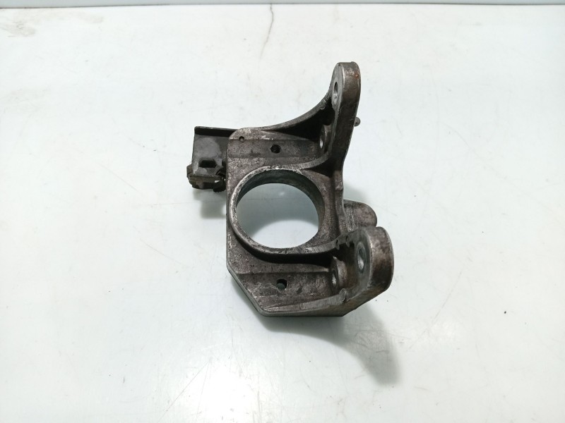 Recambio de soporte para nissan primastar autobús (x83) dci 100 referencia OEM IAM   