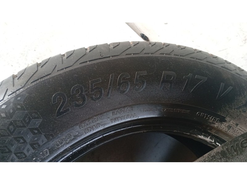 Recambio de neumatico para bmw x5 (e53) 3.0 d referencia OEM IAM 23565R17 108V 1723