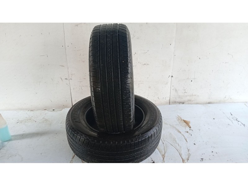 Recambio de neumatico para bmw x5 (e53) 3.0 d referencia OEM IAM 23565R17 108V 1723