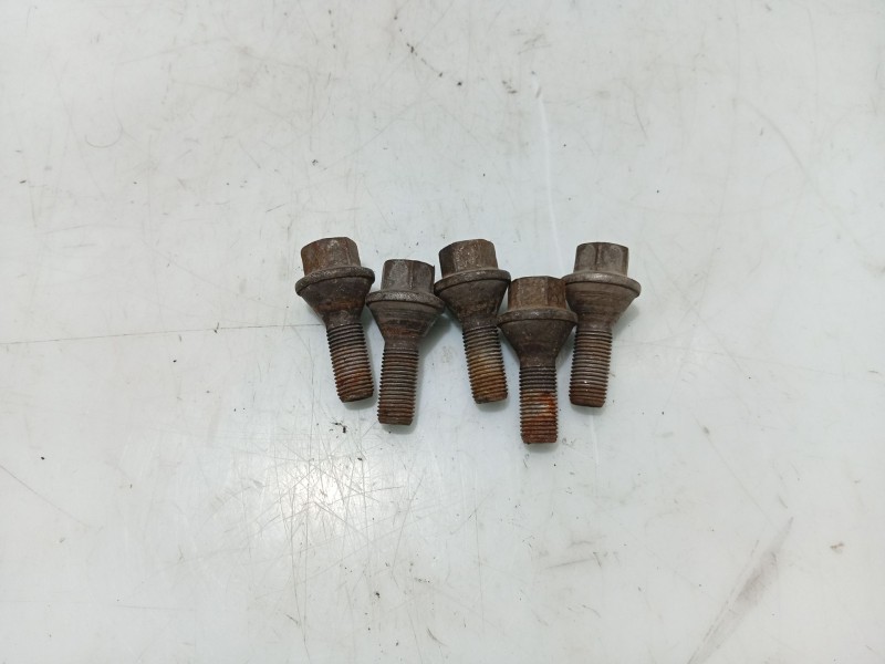 Recambio de tornillo para nissan primastar autobús (x83) dci 100 referencia OEM IAM   