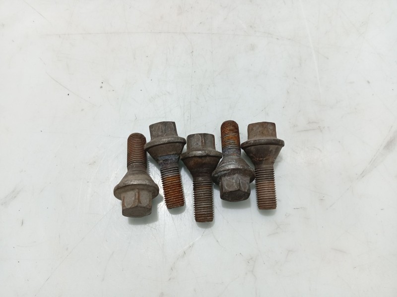 Recambio de tornillo para nissan primastar autobús (x83) dci 100 referencia OEM IAM   