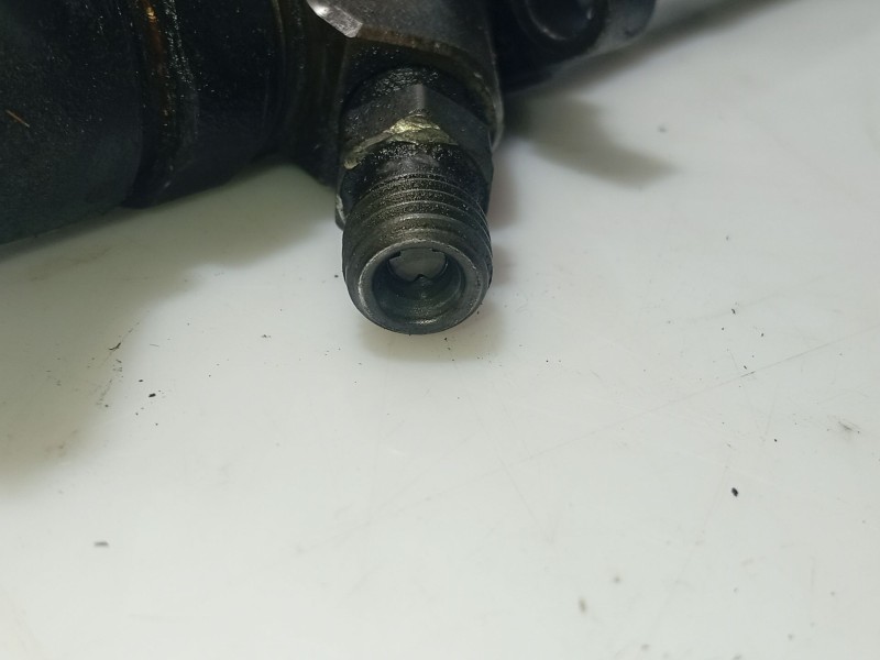 Recambio de inyector para citroën c4 i (lc_) 1.6 hdi referencia OEM IAM 1609850380  