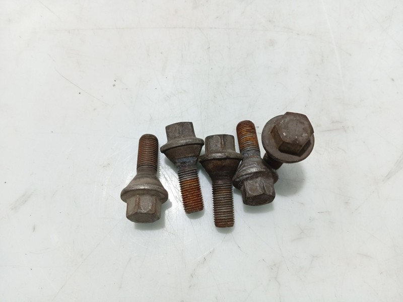 Recambio de tornillo para nissan primastar autobús (x83) dci 100 referencia OEM IAM   