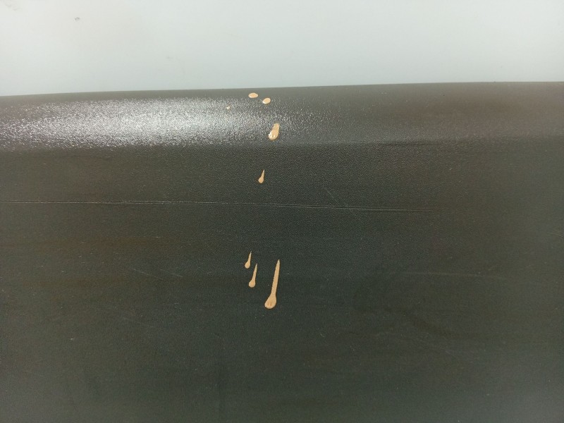 Recambio de moldura puerta trasera izquierda para nissan primastar autobús (x83) dci 100 referencia OEM IAM 8200036093G  