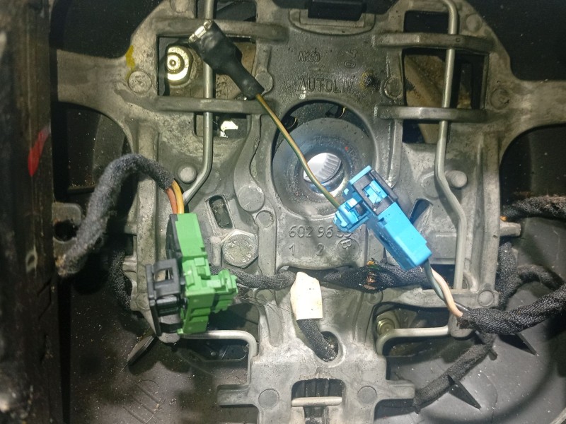 Recambio de volante para citroën c4 i (lc_) 1.6 hdi referencia OEM IAM 96463392ZD 62ISB50073633 