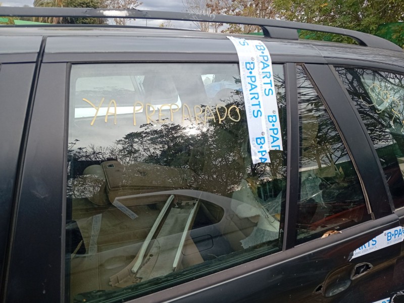 Recambio de luna trasera izquierda para bmw x5 (e53) 3.0 d referencia OEM IAM 51348402571  