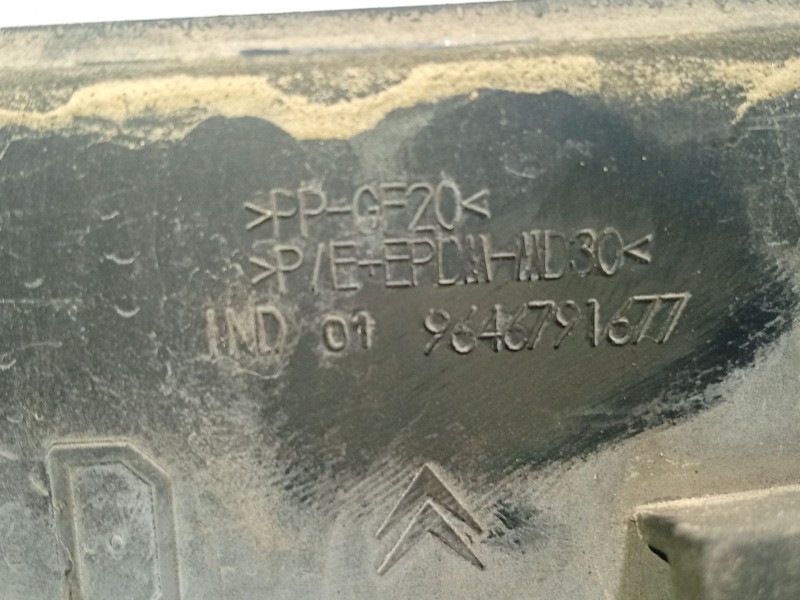 Recambio de moldura para citroën c4 i (lc_) 1.6 hdi referencia OEM IAM 9646791677  