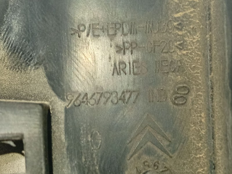 Recambio de moldura para citroën c4 i (lc_) 1.6 hdi referencia OEM IAM 9646798477  