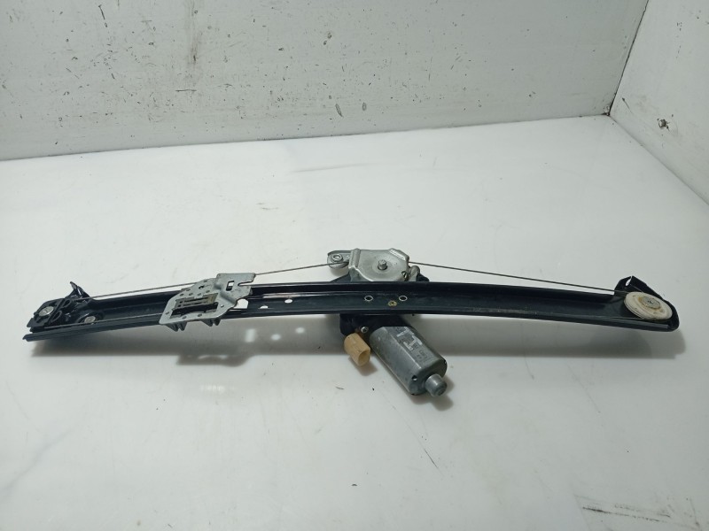 Recambio de elevalunas trasero izquierdo para bmw x5 (e53) 3.0 d referencia OEM IAM 51357125059  