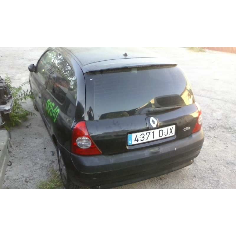 renault clio ii fase ii (b/cb0) 1.5 dci diesel   |   0.01 - ... | 2001 | 101 cv / 74 kw del año 2001