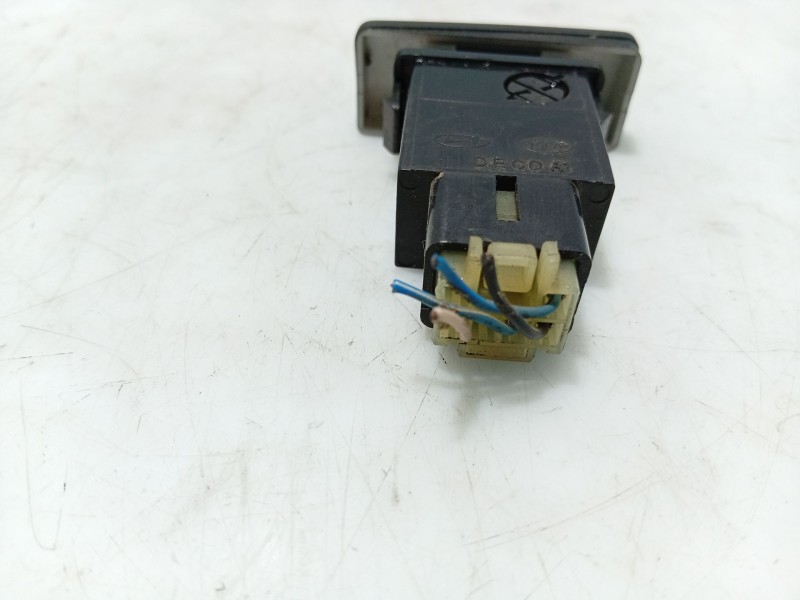 Recambio de interruptor para kia rio i hatchback (dc) 1.5 16v referencia OEM IAM 93730FD000  