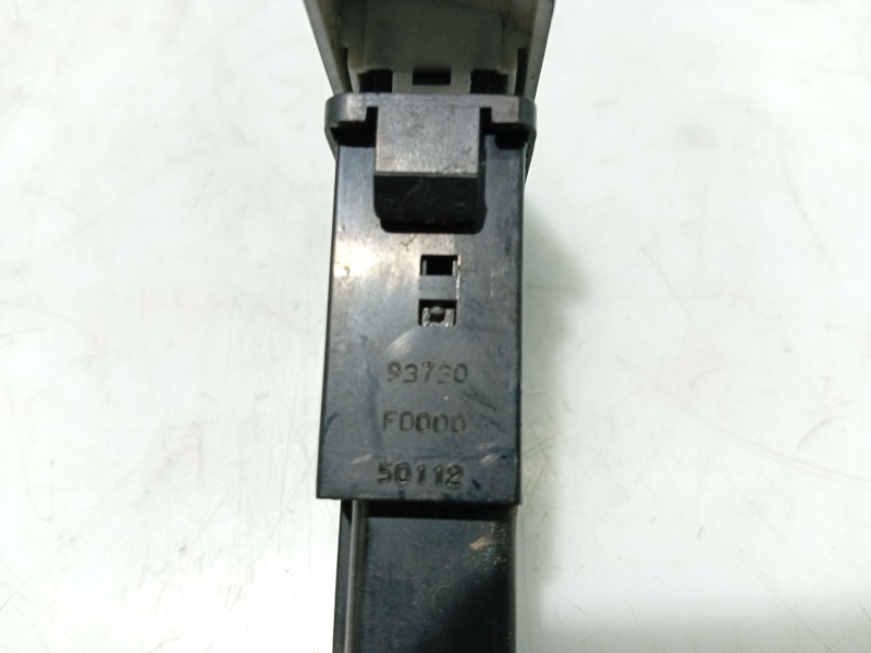 Recambio de interruptor para kia rio i hatchback (dc) 1.5 16v referencia OEM IAM 93730FD000  