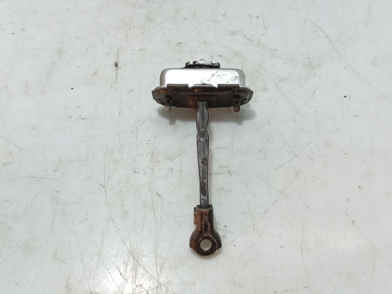 Recambio de retenedor puerta para kia cee´d hatchback (ed) 1.4 cvvt referencia OEM IAM   