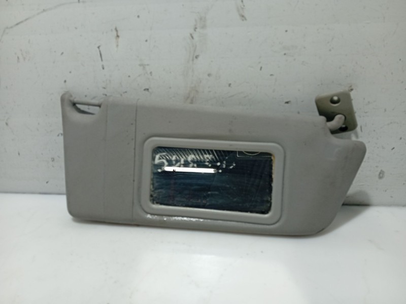 Recambio de parasol derecho para opel astra h (a04) 1.6 (l48) referencia OEM IAM 13113045  