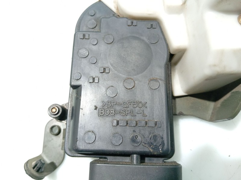 Recambio de cerradura puerta delantera izquierda para suzuki ignis rm (mh) referencia OEM IAM 8220286G00  