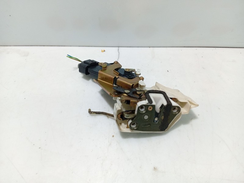 Recambio de cerradura puerta trasera derecha para suzuki ignis rm (mh) referencia OEM IAM 8220186G00  