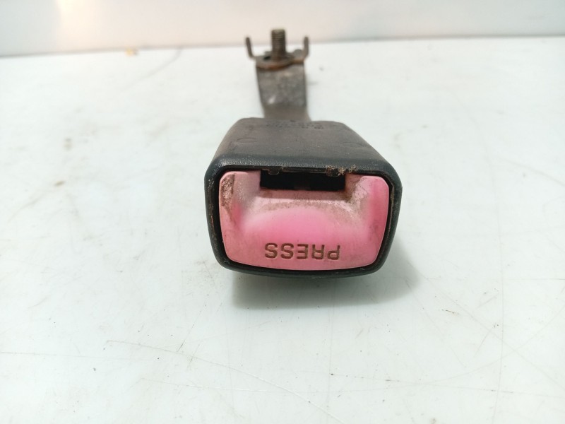 Recambio de anclaje cinturon delantero izquierdo para suzuki ignis rm (mh) referencia OEM IAM   