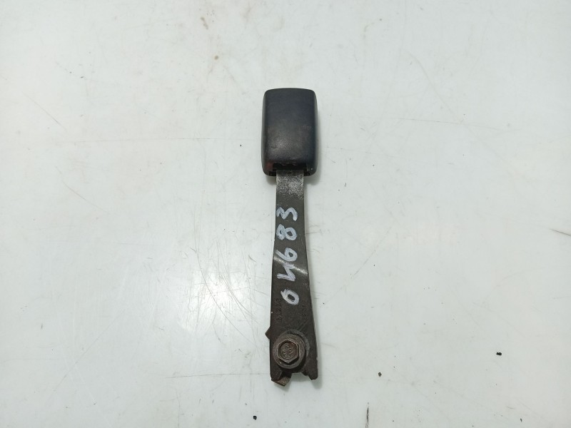 Recambio de anclaje cinturon delantero derecho para suzuki ignis rm (mh) referencia OEM IAM   