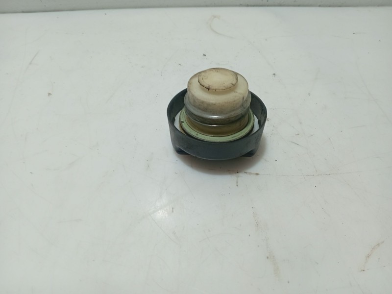 Recambio de tapon combustible para opel astra h gtc (a04) 1.4 (l08) referencia OEM IAM   