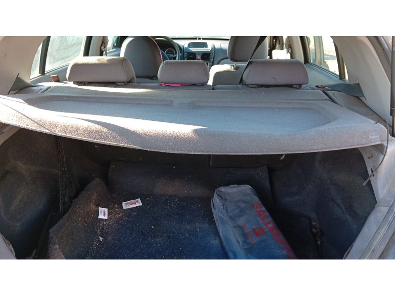 nissan almera ii hatchback (n16) del año 2003