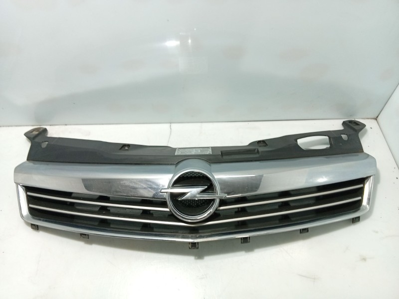 Recambio de moldura para opel astra h (a04) 1.6 (l48) referencia OEM IAM   