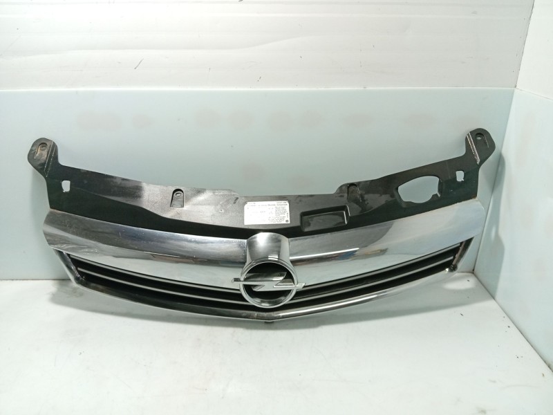 Recambio de moldura para opel astra h (a04) 1.6 (l48) referencia OEM IAM   