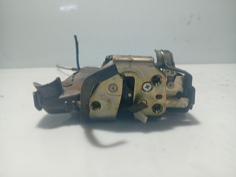 Recambio de cerradura puerta delantera derecha para toyota corolla verso (zer_, zze12_, r1_) 2.0 d-4d (cur10_) referencia OEM IA