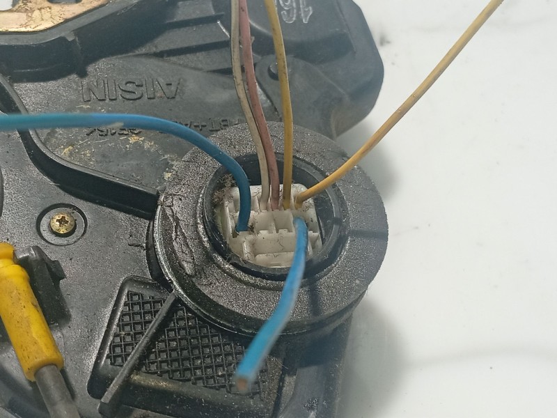 Recambio de cerradura puerta delantera izquierda para toyota corolla verso (zer_, zze12_, r1_) 2.0 d-4d (cur10_) referencia OEM 