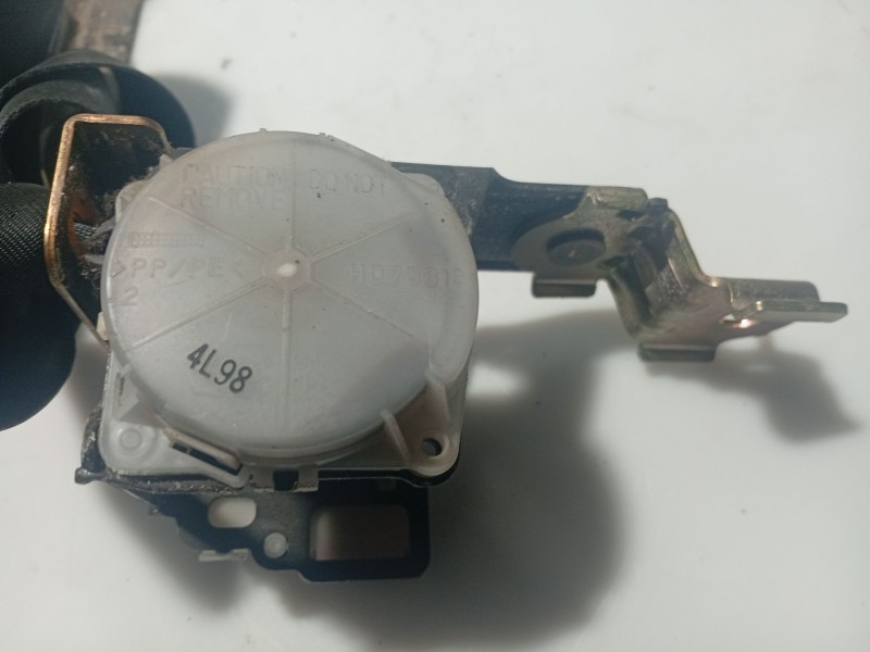 Recambio de cinturon seguridad trasero central para toyota corolla verso (zer_, zze12_, r1_) 2.0 d-4d (cur10_) referencia OEM IA