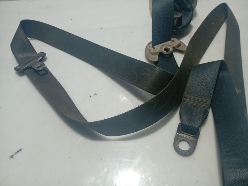 Recambio de cinturon seguridad delantero izquierdo para toyota corolla verso (zer_, zze12_, r1_) 2.0 d-4d (cur10_) referencia OE