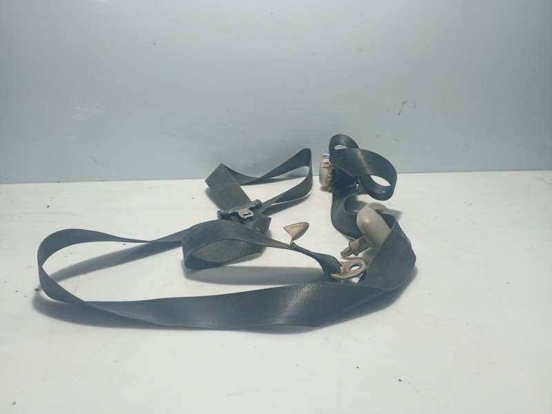 Recambio de cinturon seguridad trasero derecho para toyota corolla verso (zer_, zze12_, r1_) 2.0 d-4d (cur10_) referencia OEM IA