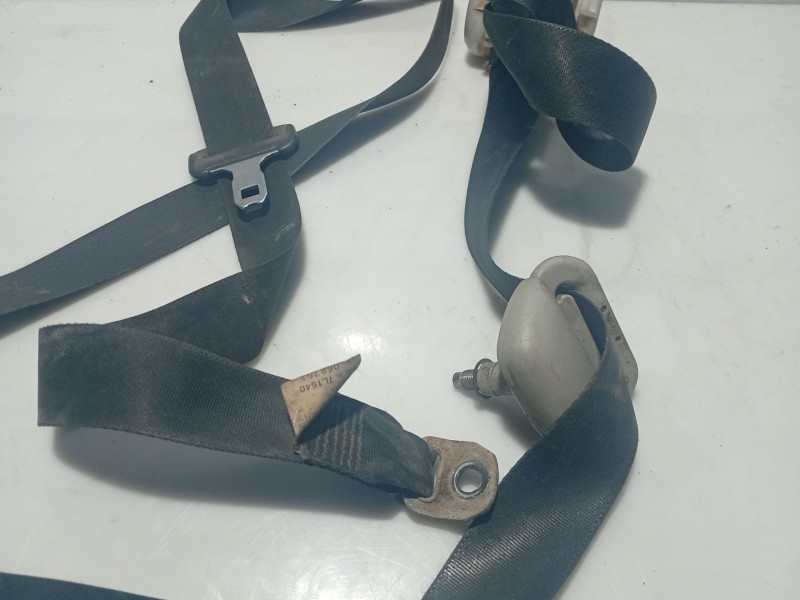 Recambio de cinturon seguridad trasero derecho para toyota corolla verso (zer_, zze12_, r1_) 2.0 d-4d (cur10_) referencia OEM IA