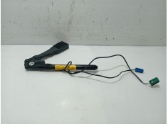 Recambio de anclaje cinturon delantero derecho para opel astra h (a04) 1.6 (l48) referencia OEM IAM 90560656  